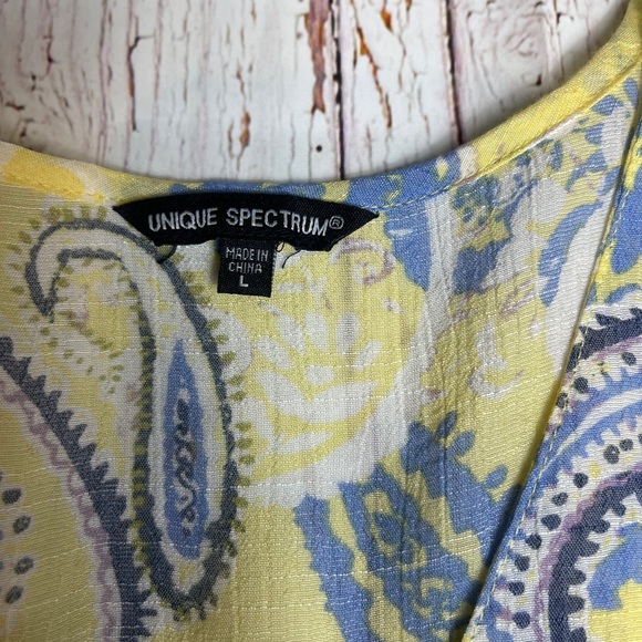 Yellow/blue pastel print Boho bell sleeve blouse - Picture 5 of 6